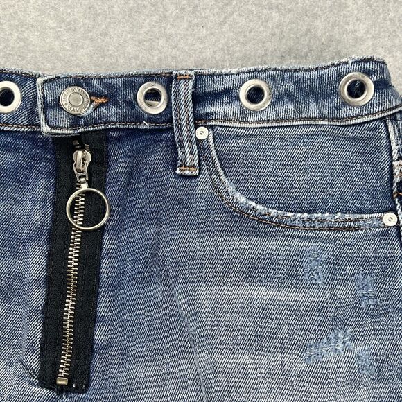 Mavi Claire Shorts Womens 27 Blue Denim High Rise Distressed Cut Off NWT - Picture 4 of 16